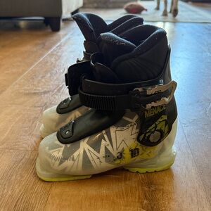 Kids Dalbello Black and Yellow Ski Boots